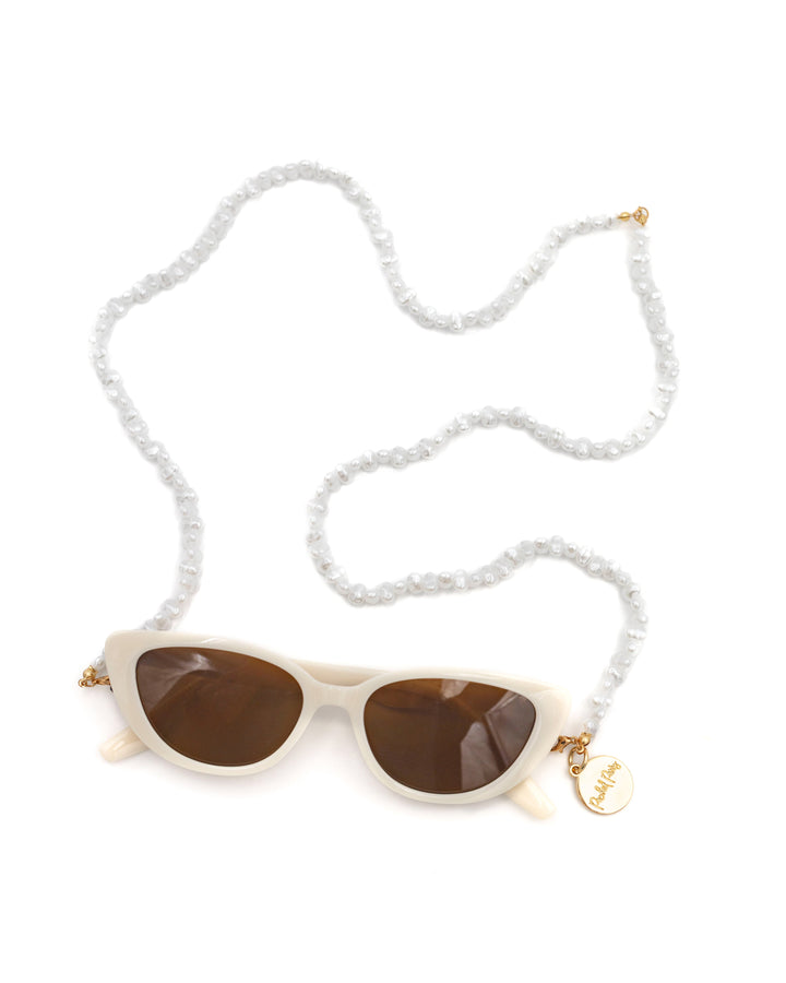 Sunny Daze Sunglasses &amp; Pearl Strap Set