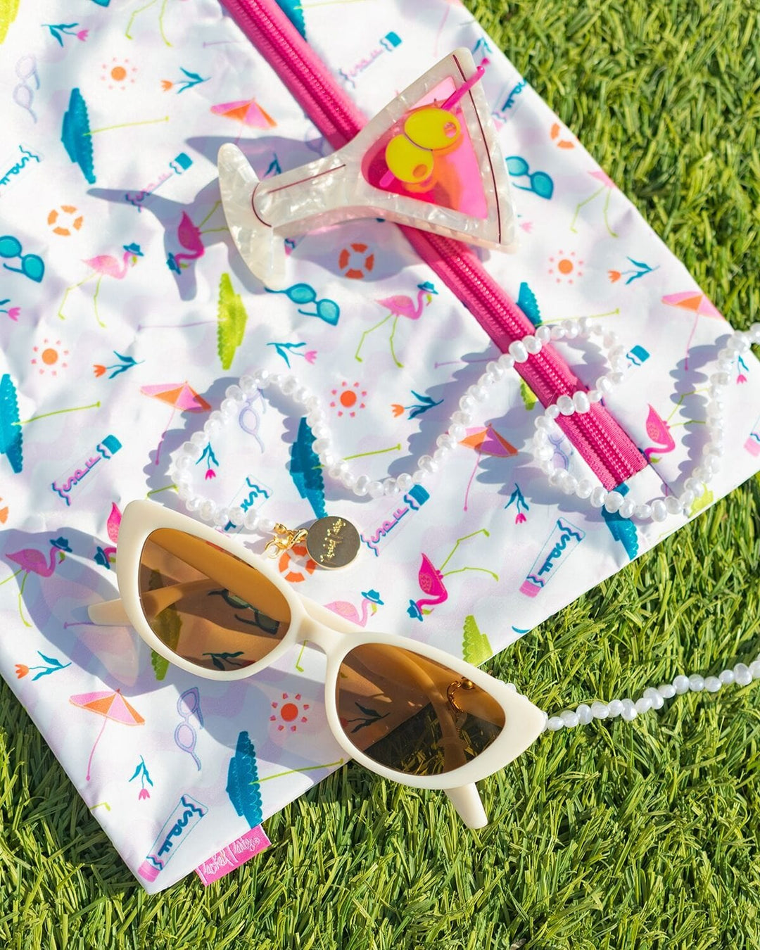 Sunny Daze Sunglasses &amp; Pearl Strap Set