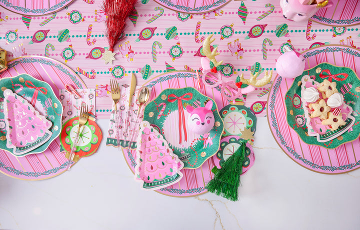 Merry Kitschmas Wreath Dinner Plates