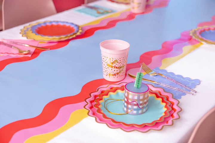Scalloped Soiree Paper Table Runner (25 foot, cut to fit)