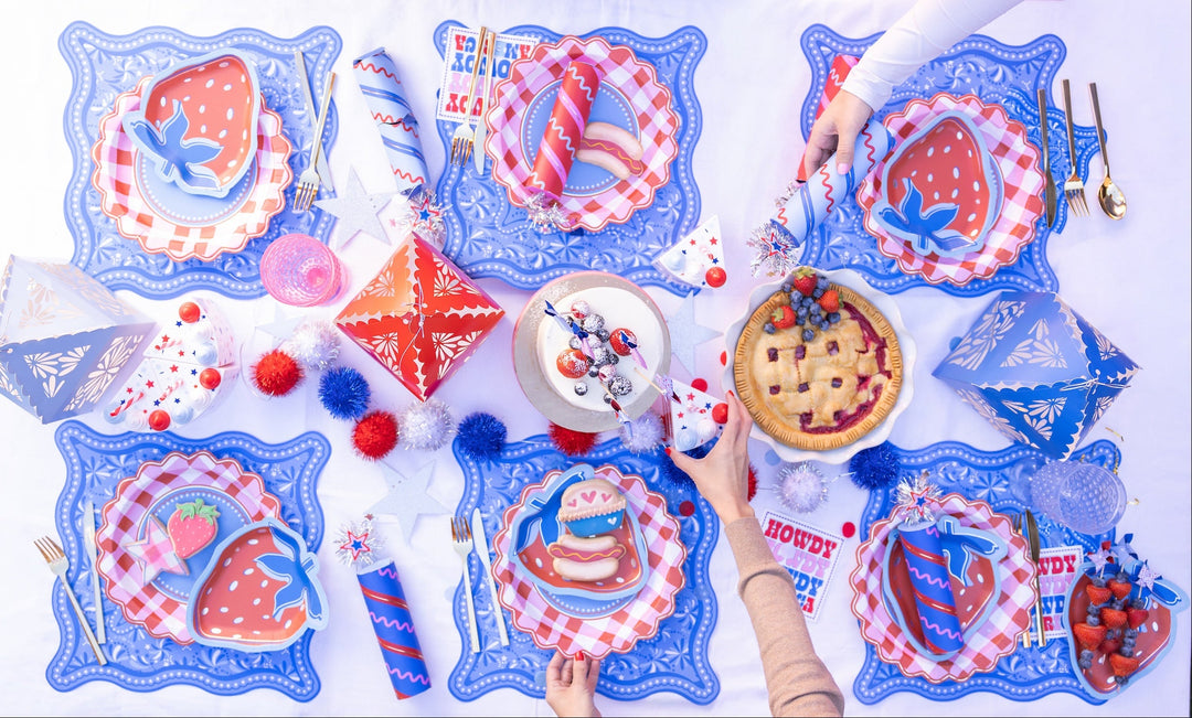 Picnic Perfect Gingham Dinner Plates (10 ct)