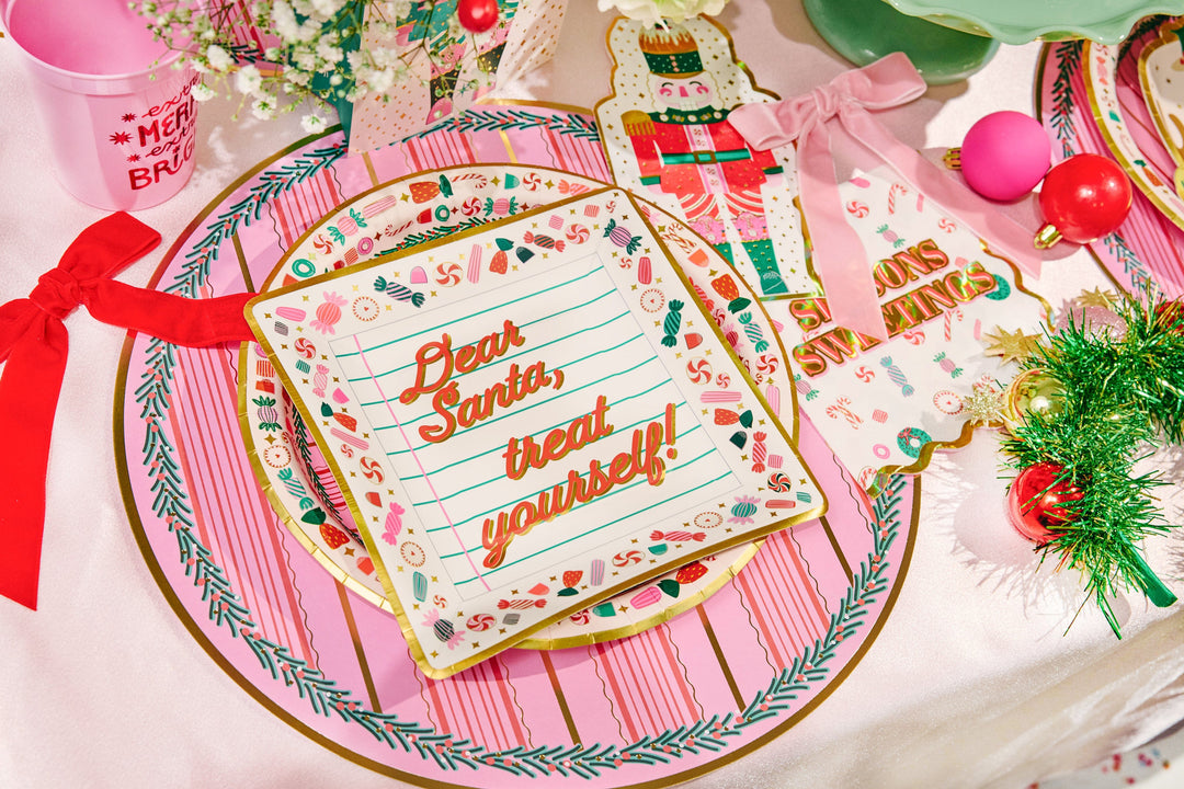 Santa Treats Dessert Plates (10 count)