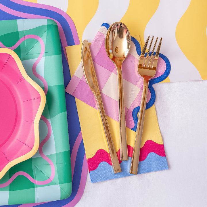 Colorwave Dessert Plates (10 ct, 5 colors)