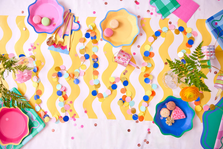 Colorwave Paper Table Runner (25 ft, cut to fit)