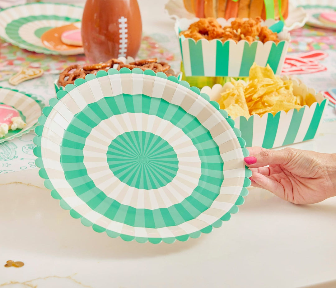 Packed Party Game Day 10 In Paper Plates Set